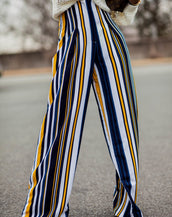 STRIPPED WIDE LEG PANTS